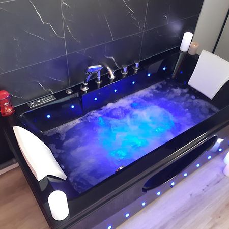 Grand Studio Biscarrosse Plage Une Nuit A 2 Avec Sauna Luxe, Balneo, Ocean Rien Que Pour Vous Экстерьер фото